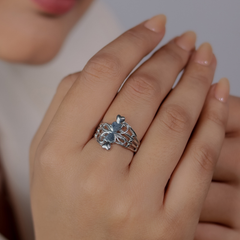 Flower Shape Cocktail Ring, Hallmarked 925 Sterling Silver White Gold - sitabo