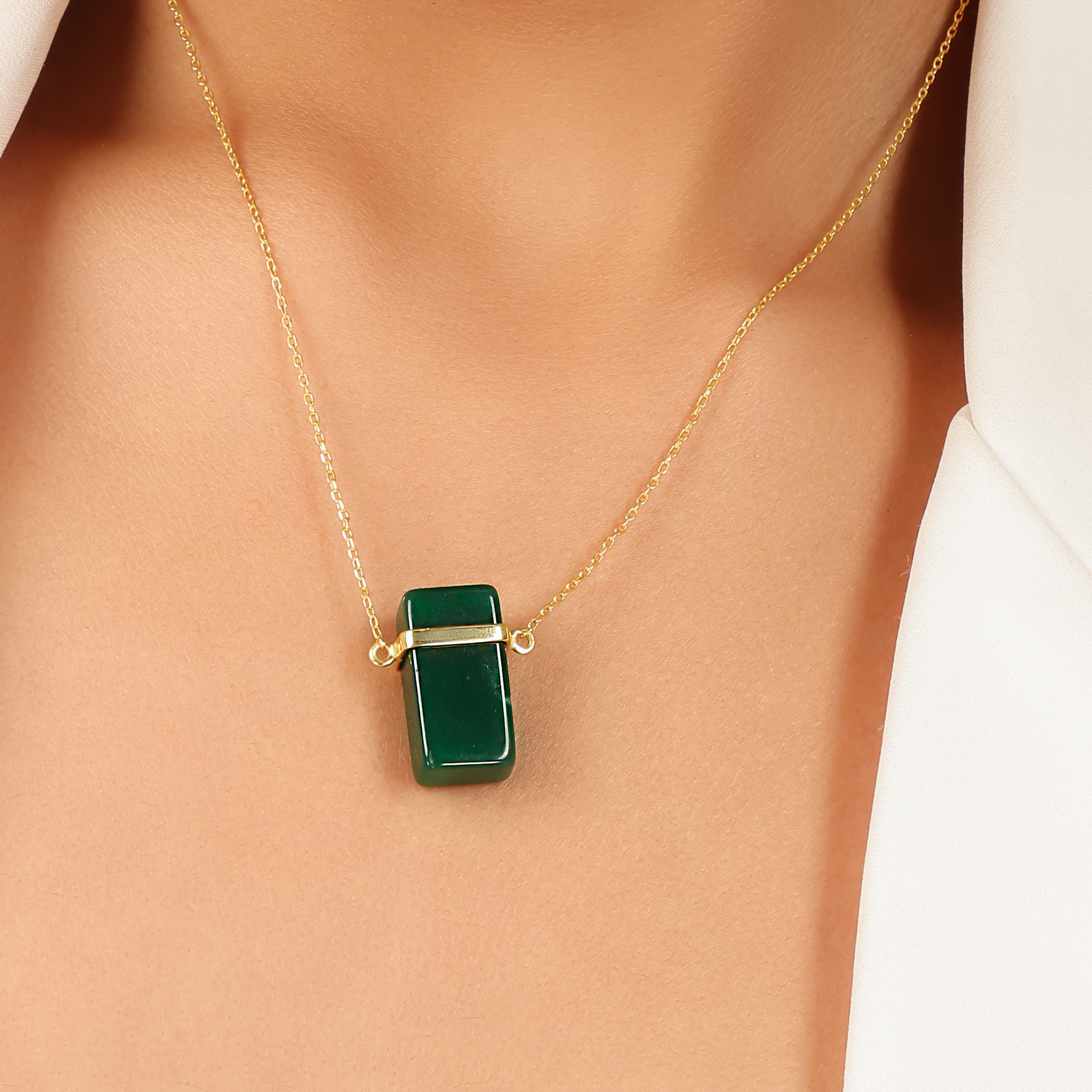 Green Rectangular Shaped Stone Pendant With Chain, Hallmarked 925 Sterling silver sterlyn 925